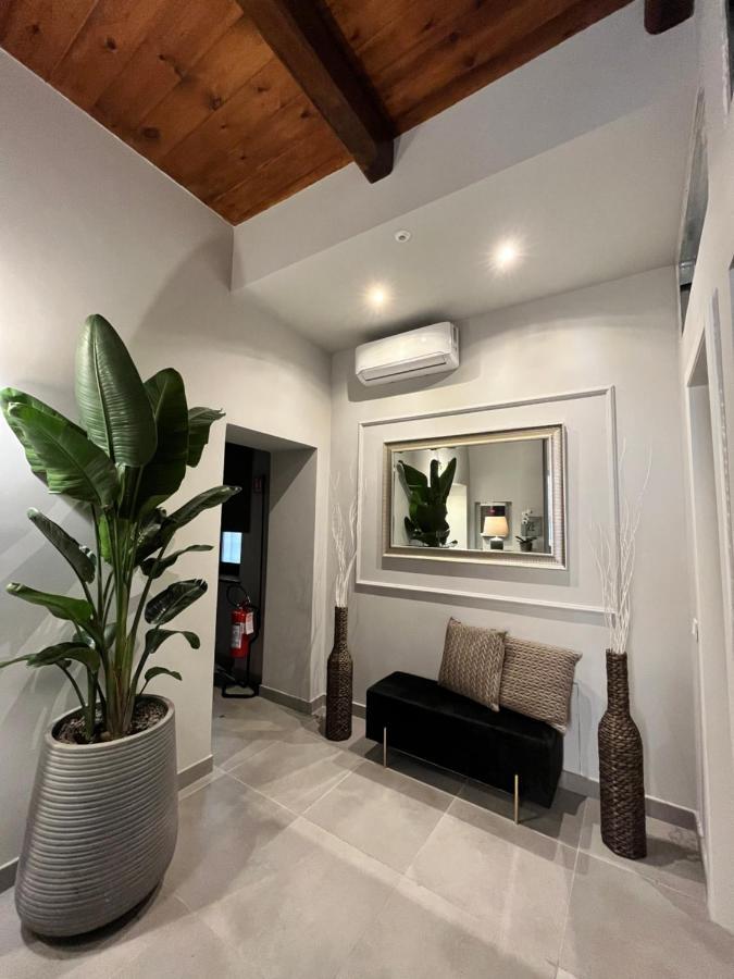 Soha Piazza Di Spagna Boutique Rome Luaran gambar