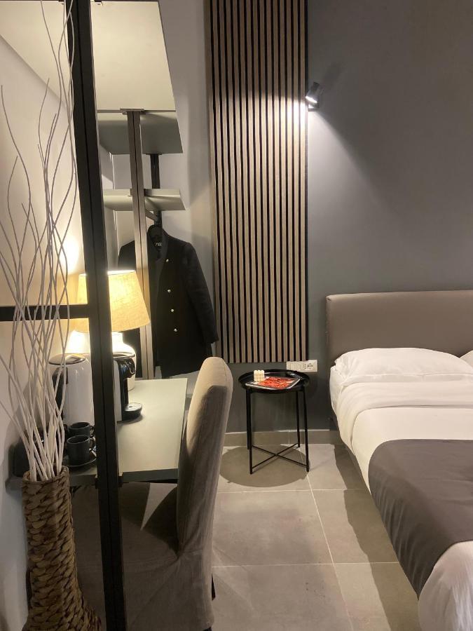 Soha Piazza Di Spagna Boutique Rome Luaran gambar